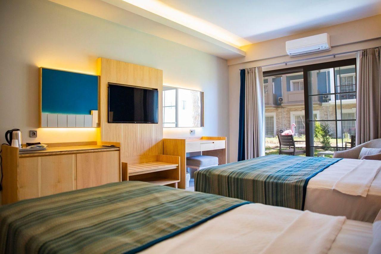 Ephesia Hotel Kusadasi Exterior photo