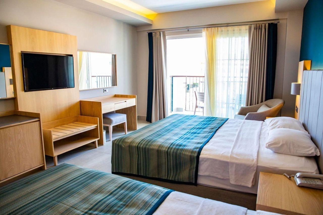 Ephesia Hotel Kusadasi Exterior photo